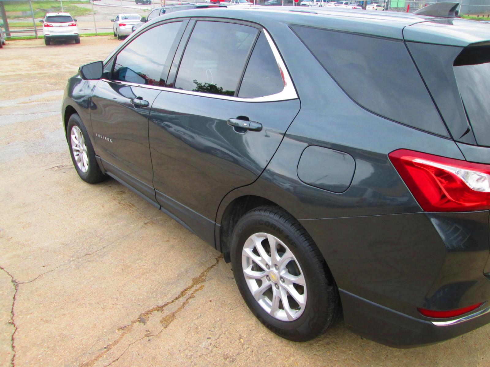 2019 GRAY Chevrolet Equinox (3GNAXKEV6KL) , located at 1815 NE 28th St., Fort Worth, TX, 76106, (817) 625-6251, 32.795582, -97.333069 - Photo #8